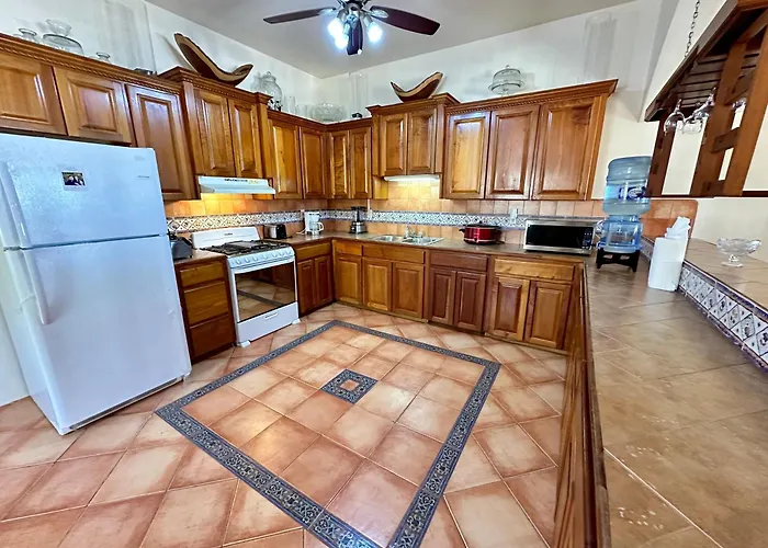 Diamond Reef 32b San Pedro (Ambergris Caye)